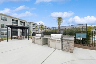 Ascend Brunswick Village in Leland, NC - Foto de edificio - Building Photo