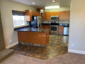 1216 Rose Ave in Modesto, CA - Building Photo - Building Photo