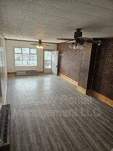 203 Florida Ave in Shenandoah, PA - Building Photo - Building Photo