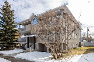 121 27 Av NW in Calgary, AB - Building Photo