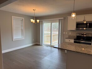 5 Pauline Way in Lakeville, MA - Building Photo - Building Photo