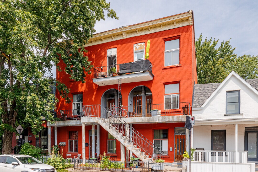 763 Du Couvent Rue in Montréal, QC - Building Photo