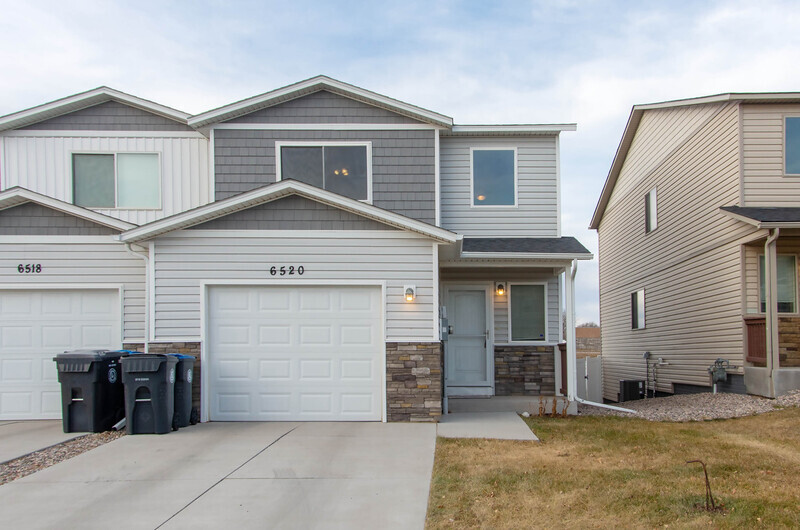 6520 Painted Rock Trl in Cheyenne, WY - Foto de edificio