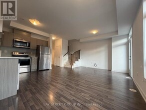 9 Seymour St in Vaughan, ON - Building Photo - Building Photo