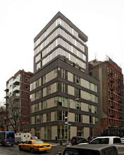 304 Spring St in New York, NY - Foto de edificio - Building Photo