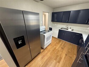 4734 Clarendon Dr in Mobile, AL - Building Photo - Building Photo