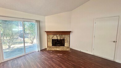 3095 Berkshire Manor Dr in Alpharetta, GA - Building Photo - Building Photo
