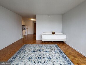 604-36 S Washington Square in Philadelphia, PA - Building Photo - Building Photo