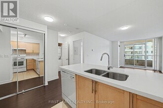 23 Hollywood Ave in Toronto, ON - Building Photo - Building Photo