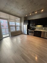 883 S Clark St in Chicago, IL - Building Photo