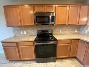 3708 Greenridge in Schertz, TX - Building Photo - Building Photo