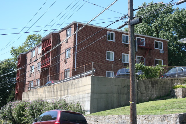 251 Woodland Avenue in Yonkers, NY - Building Photo - Building Photo