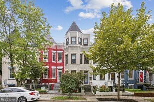 39 U St NE in Washington, DC - Building Photo