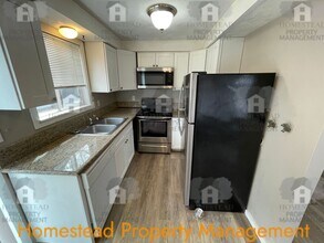 3822-3828 Bayonne Dr SE in Salem, OR - Building Photo - Building Photo