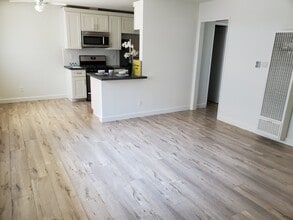 2500 Mathews in Redondo Beach, CA - Building Photo - Building Photo