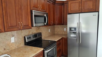 10553 Pelican Dr-Unit -10553 in Wellington, FL - Building Photo - Building Photo