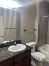 2550 E River Rd, Unit 4205 in Tucson, AZ - Foto de edificio - Building Photo