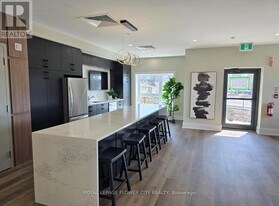 1000 Lackner Blvd in Kitchener, ON - Building Photo
