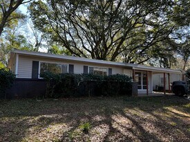 4151 Rebecca Rd in Mobile, AL - Building Photo