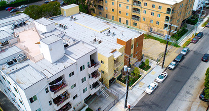 Hart Street Apartments in North Hollywood, CA - Building Photo - Other