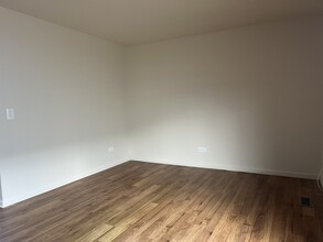 1871 Independence Ct in Gurnee, IL - Building Photo - Building Photo