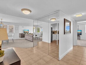 3000 Holiday Dr in Fort Lauderdale, FL - Foto de edificio - Building Photo