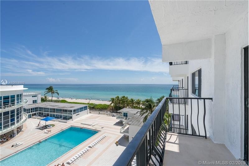 5415 Collins Ave-Unit -605 in Miami Beach, FL - Building Photo