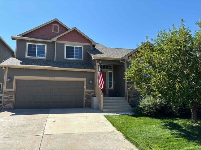 property at 2527 Sunbury Ln