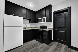 1313 10th St in Galena Park, TX - Building Photo - Building Photo