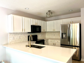 338 Bishop Hicks Ct in Inman, SC - Building Photo - Building Photo