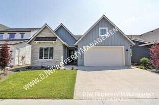 4658 S Hennessy Ave in Meridian, ID - Building Photo