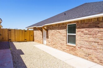 2702 Baron Ave in Abilene, TX - Building Photo - Building Photo