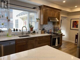 194 Norfolk St in Guelph, ON - Building Photo