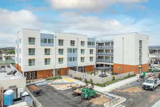 Valley Senior Village in Escondido, CA - Building Photo - Building Photo