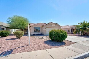 10783 W Edgemont Ave in Avondale, AZ - Building Photo