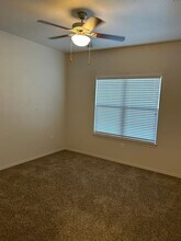 9603 Iola Ave in Lubbock, TX - Foto de edificio - Building Photo