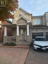 101 Shirrick Dr in Richmond Hill, ON - Building Photo