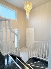 800 Cabana Road E in Windsor, ON - Building Photo - Building Photo