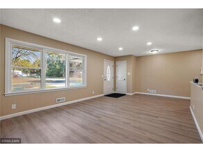 7961 59th Ave N in Minneapolis, MN - Building Photo - Building Photo