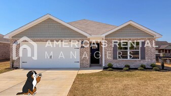 110 Jonboy Ave in New Hope, AL - Building Photo