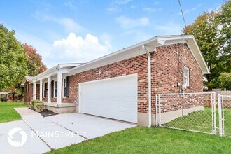 2908 Lencott Dr in Louisville, KY - Foto de edificio - Building Photo