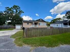 2165 Sheridan St in Jacksonville, FL - Building Photo