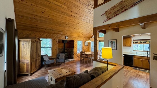 14107 St Croix Way in Truckee, CA - Building Photo - Building Photo