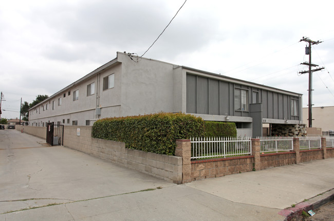 1522 Palm Ave in San Gabriel, CA - Foto de edificio - Building Photo