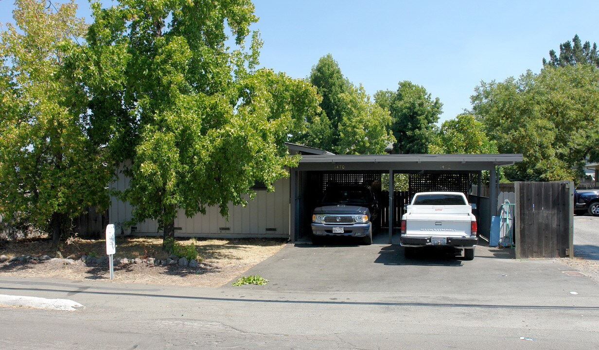 1470 Franquette Ave in Santa Rosa, CA - Building Photo