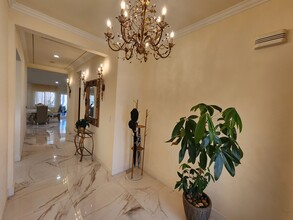 20311 Bryant St in Winnetka, CA - Building Photo - Building Photo