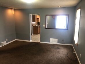 7815 Jeffries Ave in Cleveland, OH - Building Photo - Building Photo