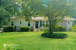 4873 Everest Dr in Old Hickory, TN - Building Photo