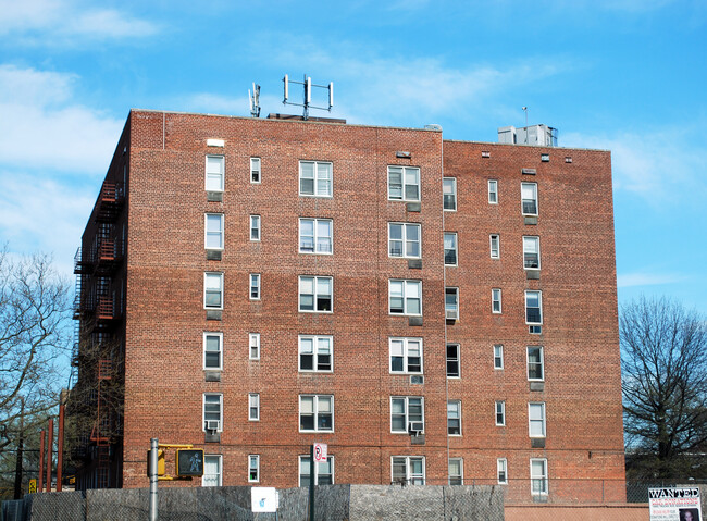 2020 Avenue V in Brooklyn, NY - Foto de edificio - Building Photo