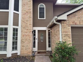 2103 Aster Way in Round Rock, TX - Building Photo - Building Photo